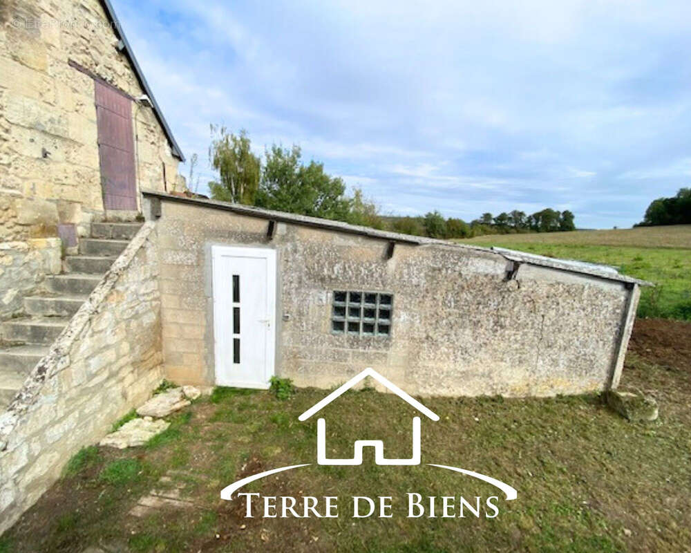 Maison à VIC-SUR-AISNE