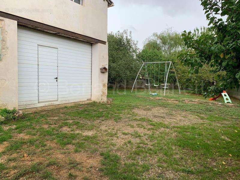 Maison à SAUZE-VAUSSAIS