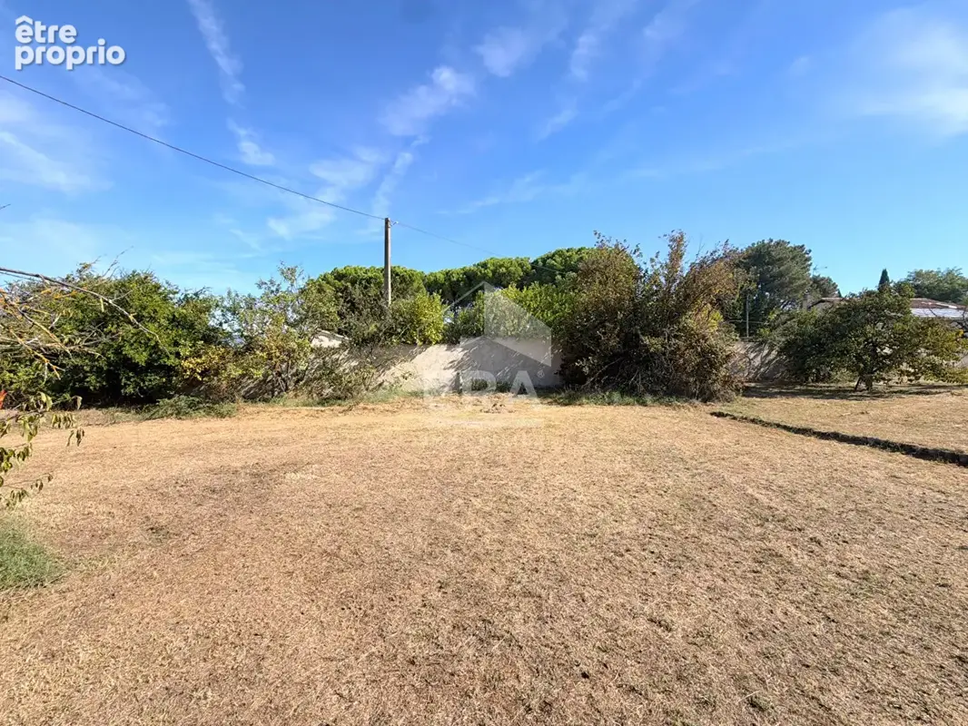 Terrain 680m² à pertuis - photo 3