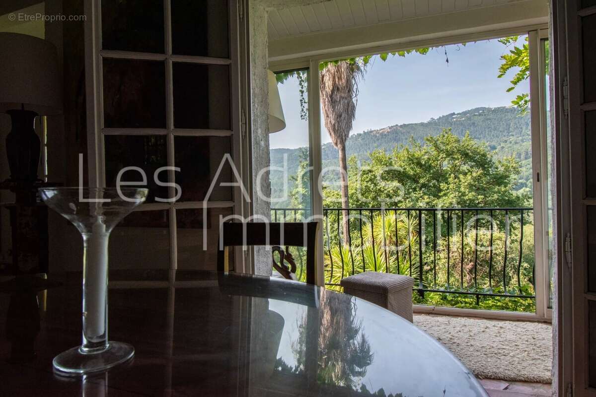 Maison à LES ADRETS-DE-L&#039;ESTEREL