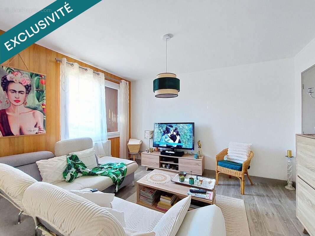 Photo 2 - Appartement à SAINT-TRIVIER-DE-COURTES