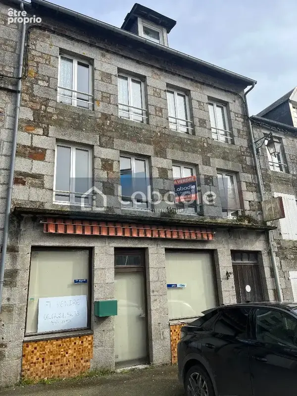 Maison à MONTBRAY