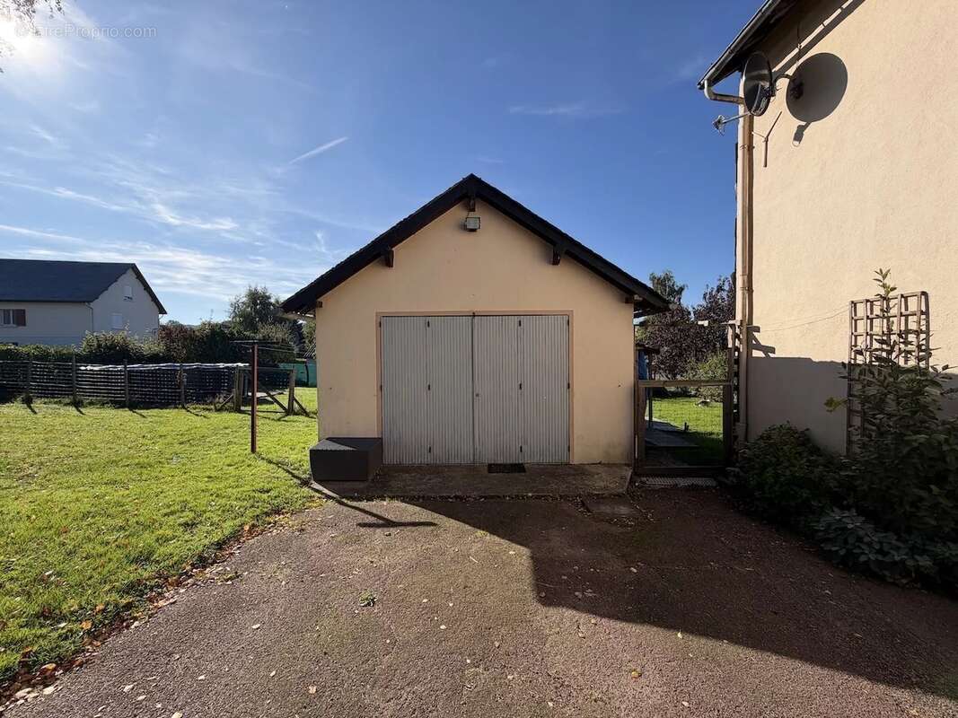Maison à ARLEUF