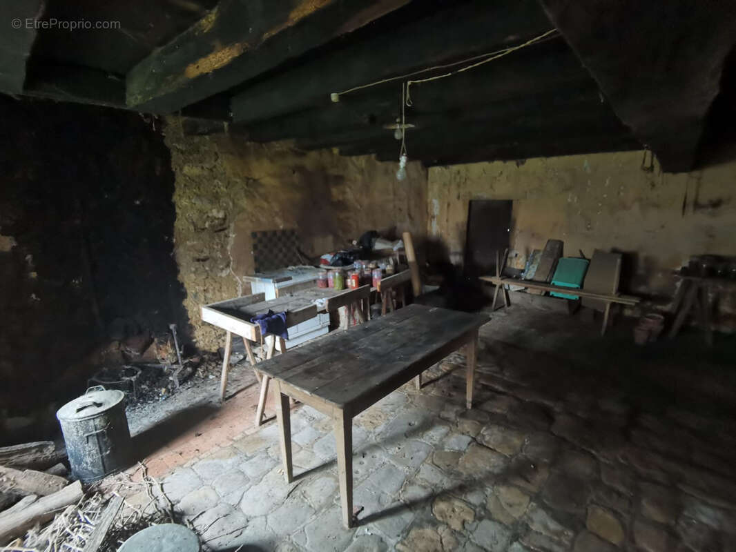 Maison à SAINT-LAURENT-DE-CERIS