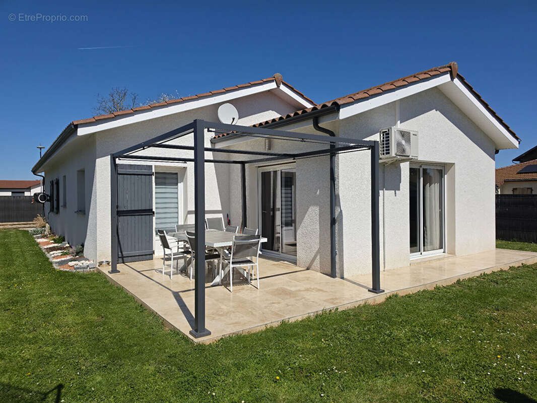 Maison Sardieu 4 pièce(s) 100 m2 - photo 14