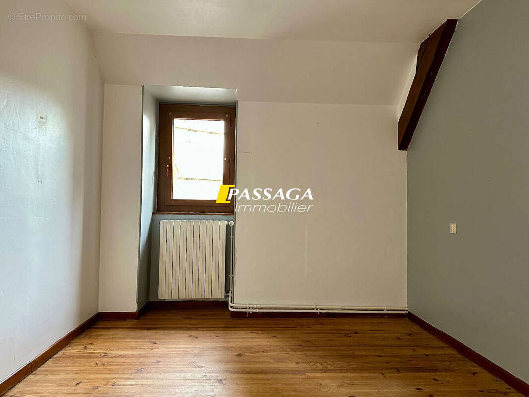 Maison à PIERREFICHE