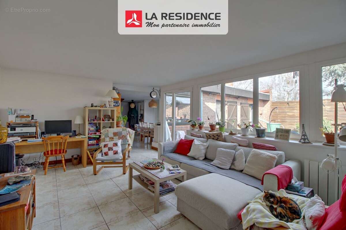 Maison 112 m² à Cergy  - photo 4