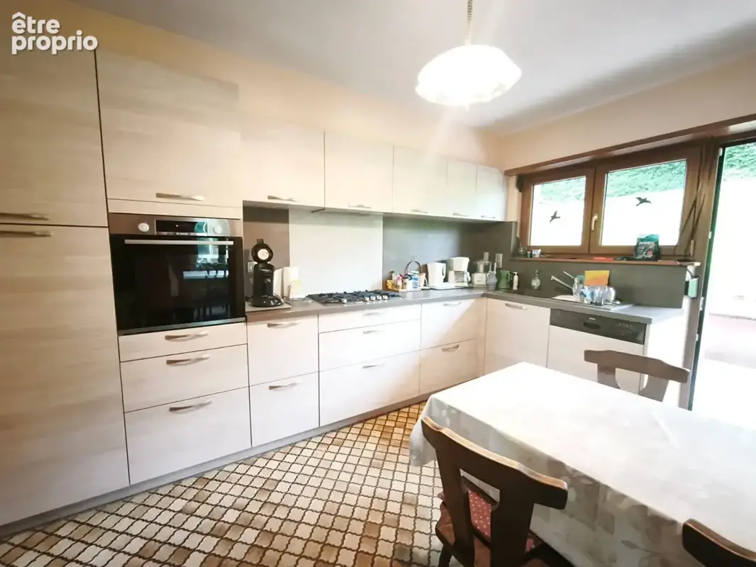 Maison 7 pièces 157 m² à vendre à Niederbronn-Les-Bains (67110) - photo 4