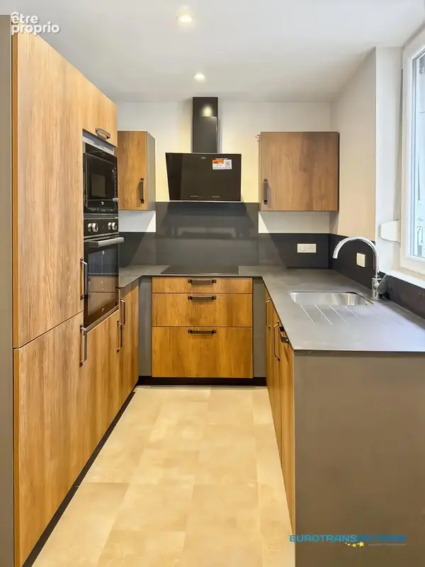HAGUENAU CENTRE-VILLE – Spacieux appartement F3/4 de 106 m² dans un immeuble du XVIIᵉ siècle - photo 4