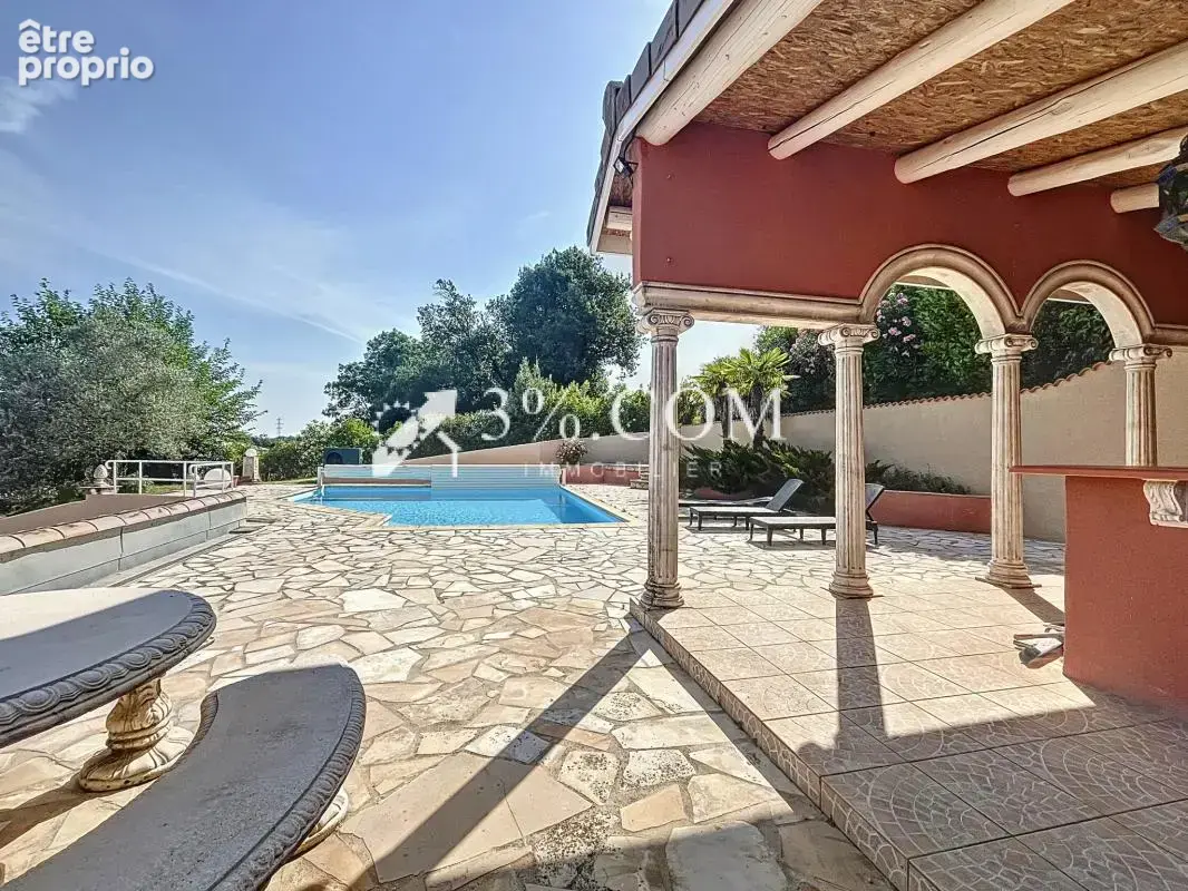 Maison 8 pièces 182 m² · à Chatuzange-le-Goubet · 182 m² · 550 000 €