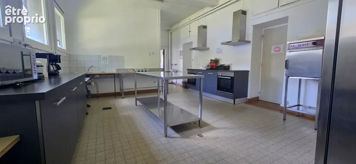 Gite de 576 m2 proche du centre ville - photo 9