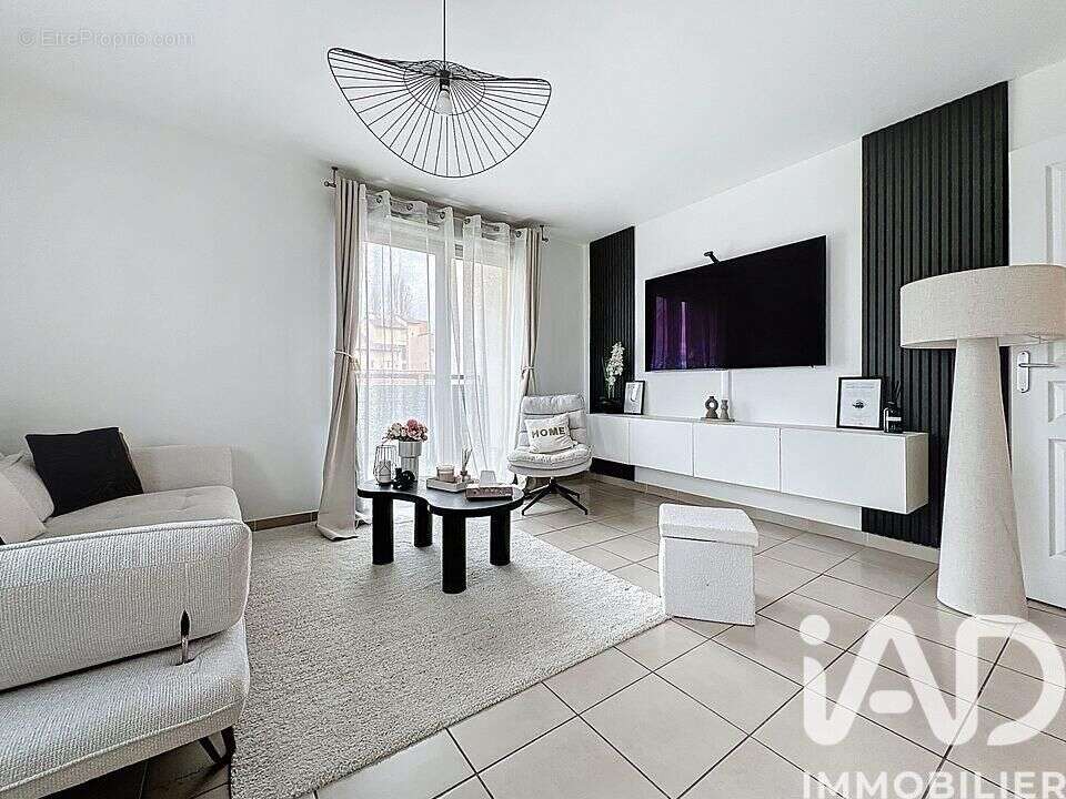 Photo 2 - Appartement à VILLEURBANNE