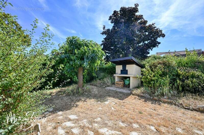Maison à FRANCHEVILLE