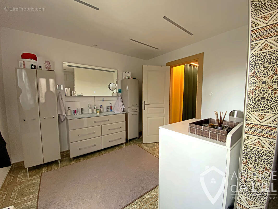 Grange rénovée de 130 m2 sur 343 m2 à Ohnenheim - photo 4