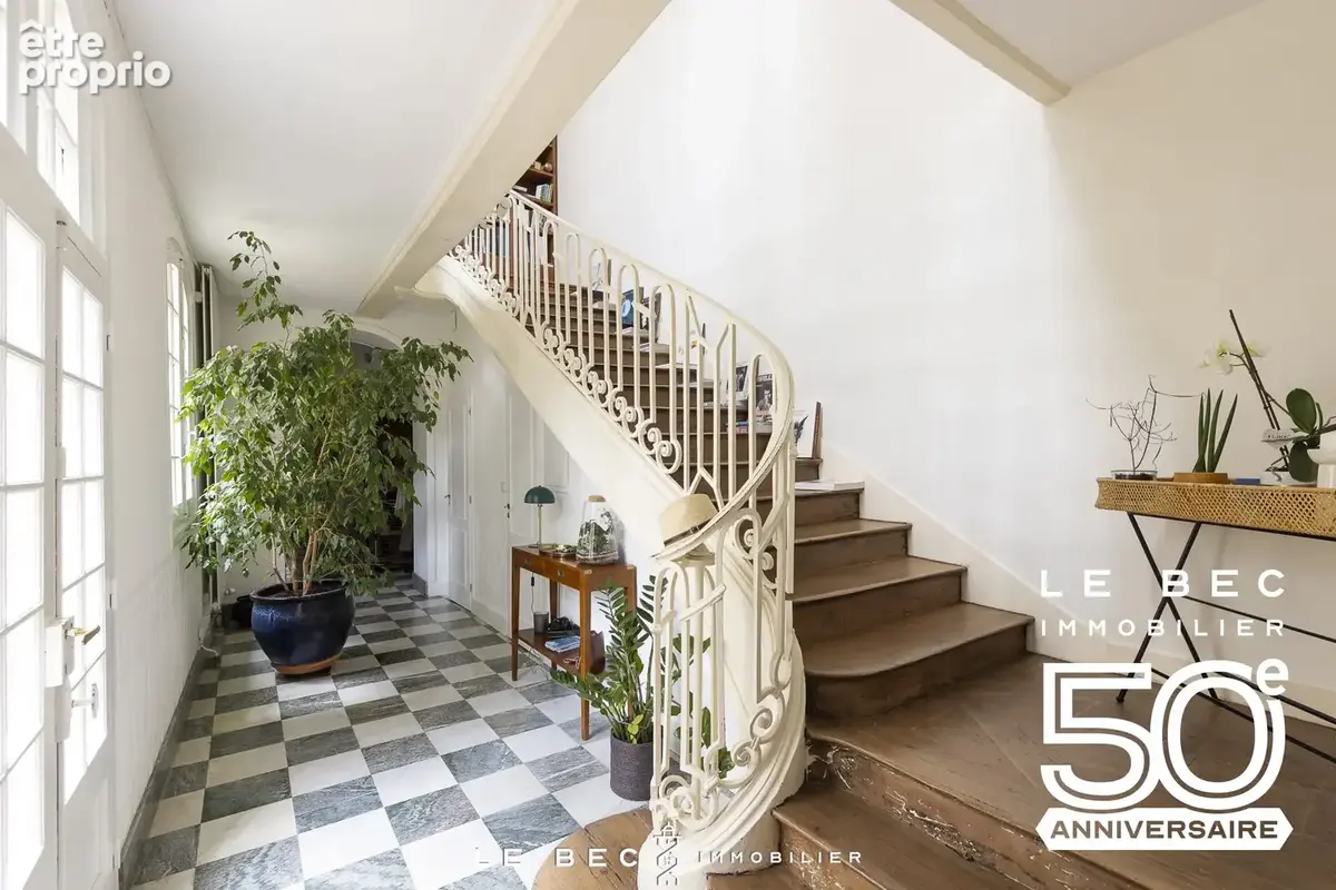 Appartement 4 pièces 156 m² à vendre à Vannes (56000) - photo 2