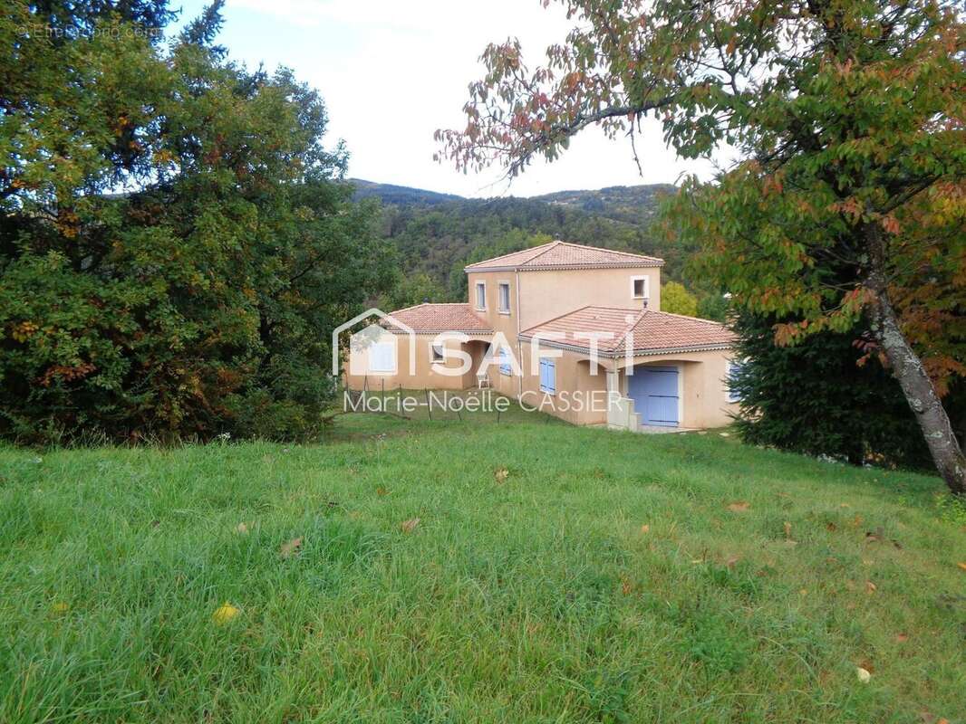 Maison 147 m² à Gilhoc-Sur-Ormeze  - photo 2
