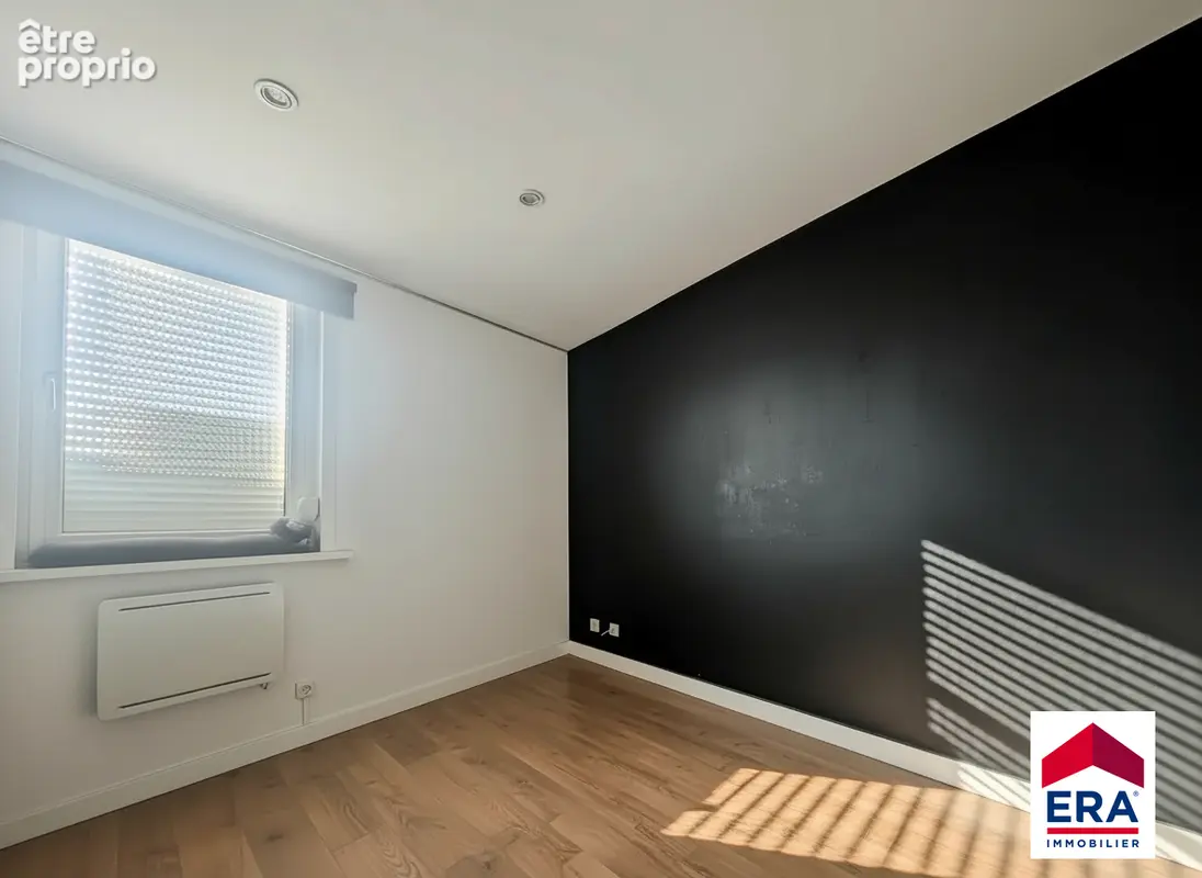 Maison de 140 m² - 5 Pièces - Quesnoy-sur-Deûle - Centre ville - photo 9