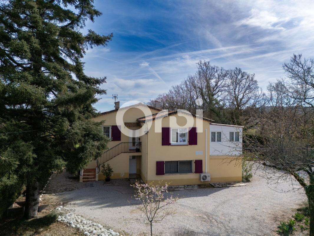 Maison à FAYENCE