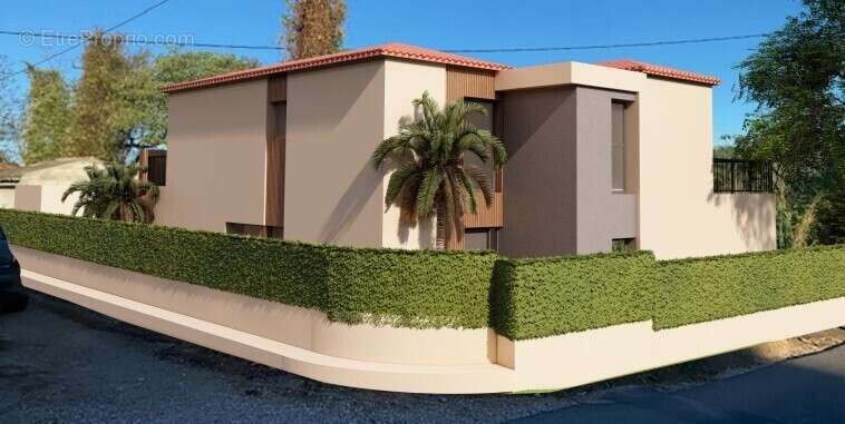 Terrain à SAINT-CYR-SUR-MER