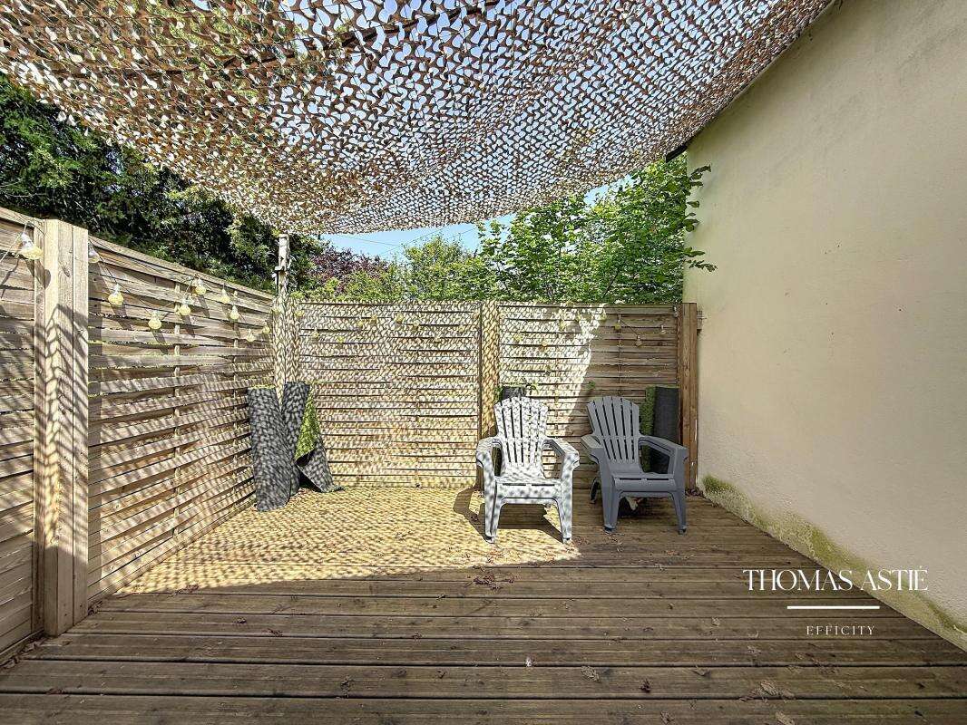Maison 101 m² à Noyant  - photo 8