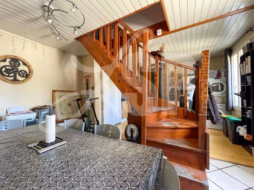 T4 Duplex loué - Appartement à FONTAINE