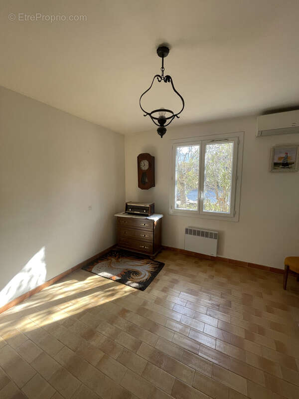 Maison à SAINT-ROMAN-DE-MALEGARDE