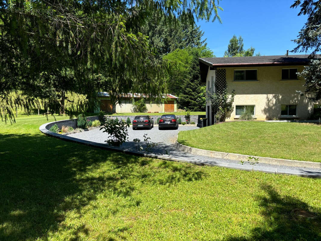 Maison à SAINT-PAUL-DE-JARRAT