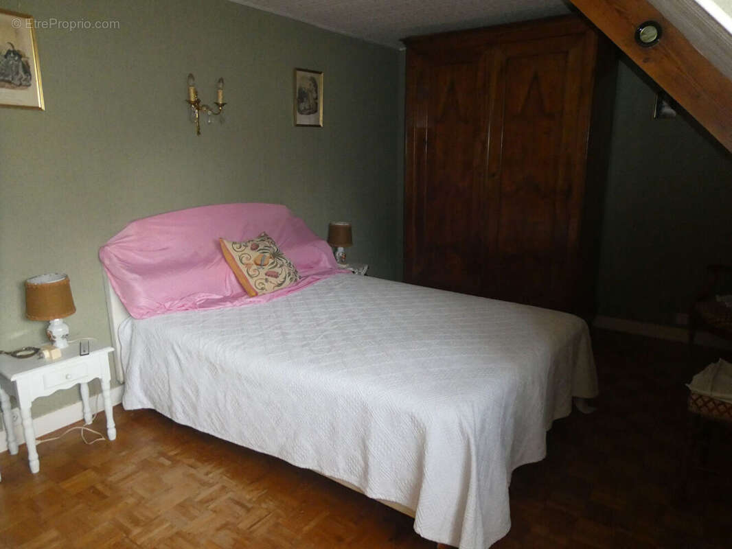 Maison à PONT-L'EVEQUE