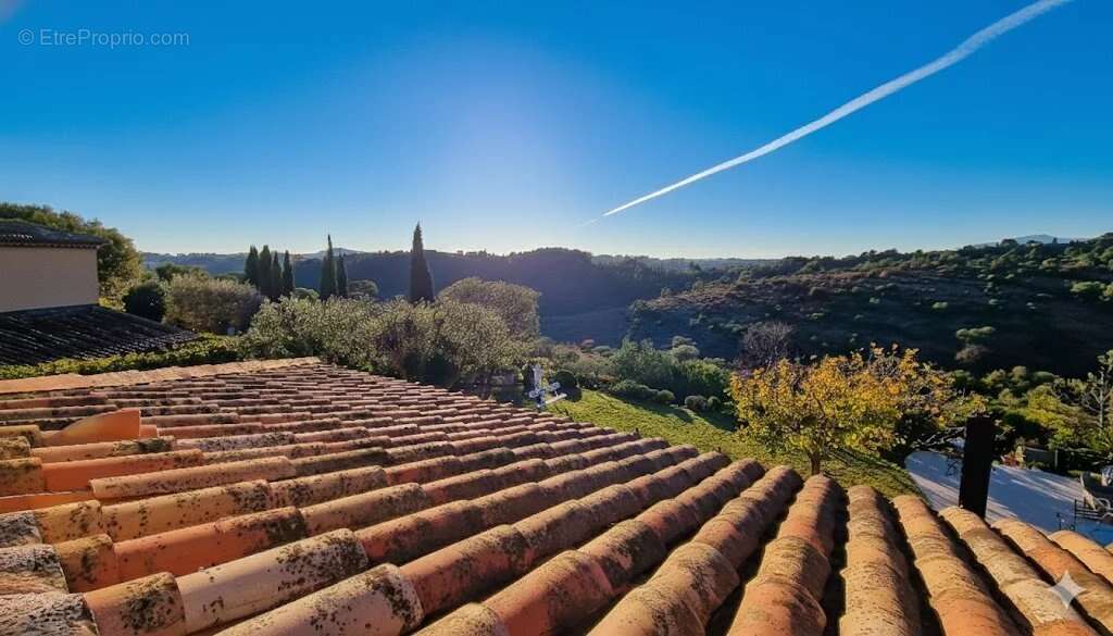 Maison à VILLENEUVE-LOUBET
