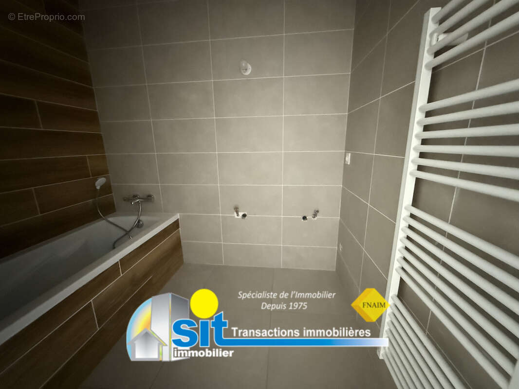 Appartement à COMMUNAY