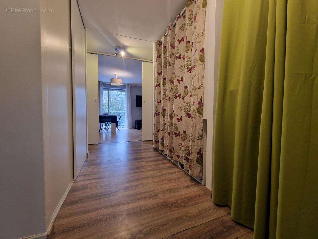 Appartement à VAIRES-SUR-MARNE