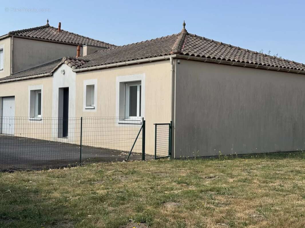 Maison à LES SORINIERES