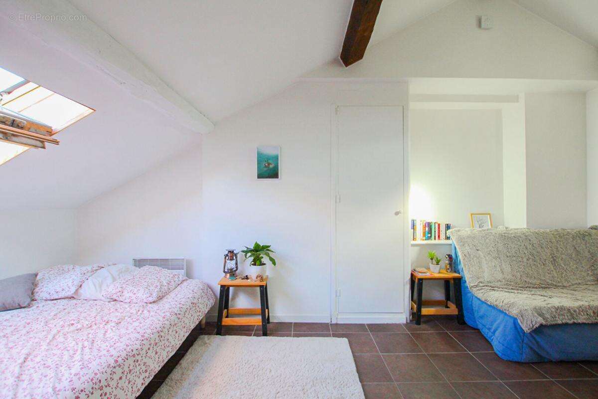 Appartement à LYON-8E