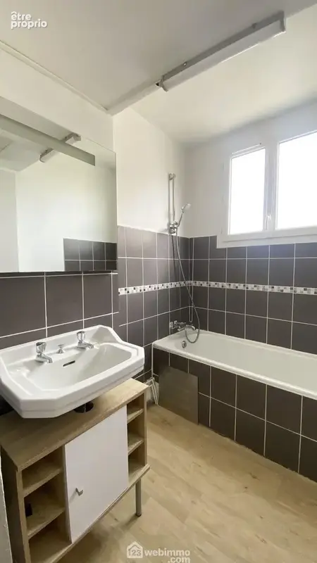 Maison 3 pièces 90 m² à vendre à Lestelle-Betharram (64800) - photo 9