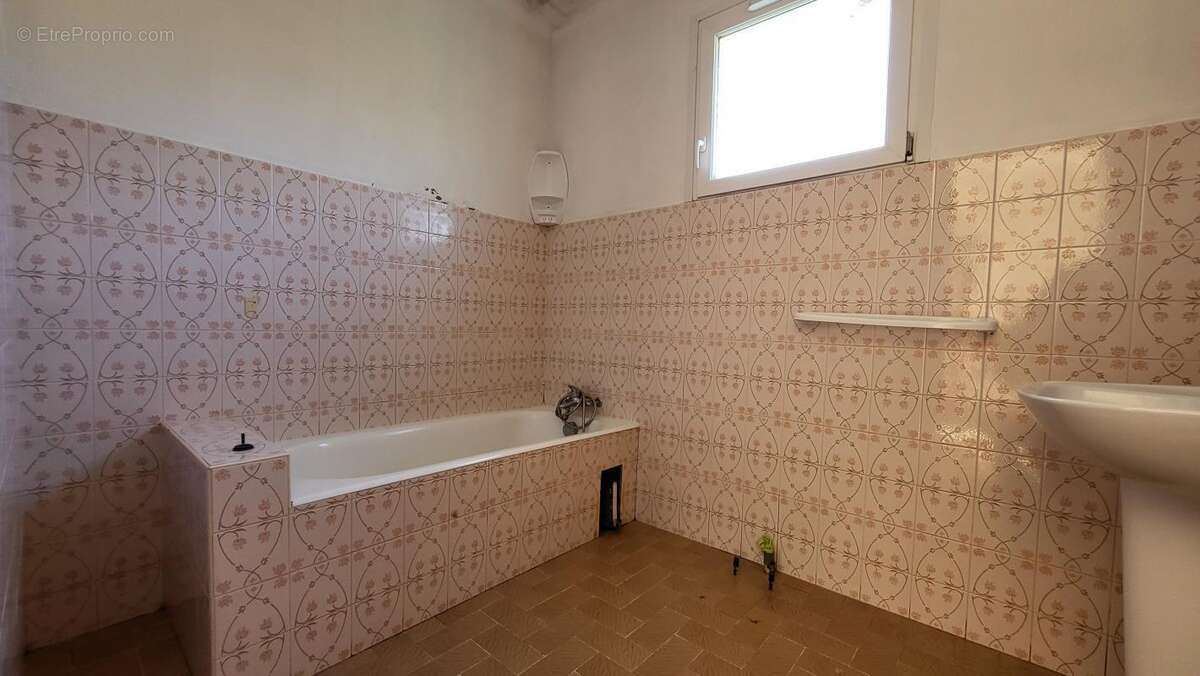 Appartement à JOYEUSE