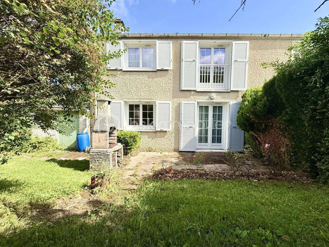 Maison à AUNEUIL