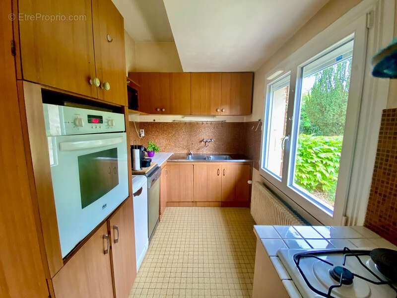 Maison à DRACY-LE-FORT