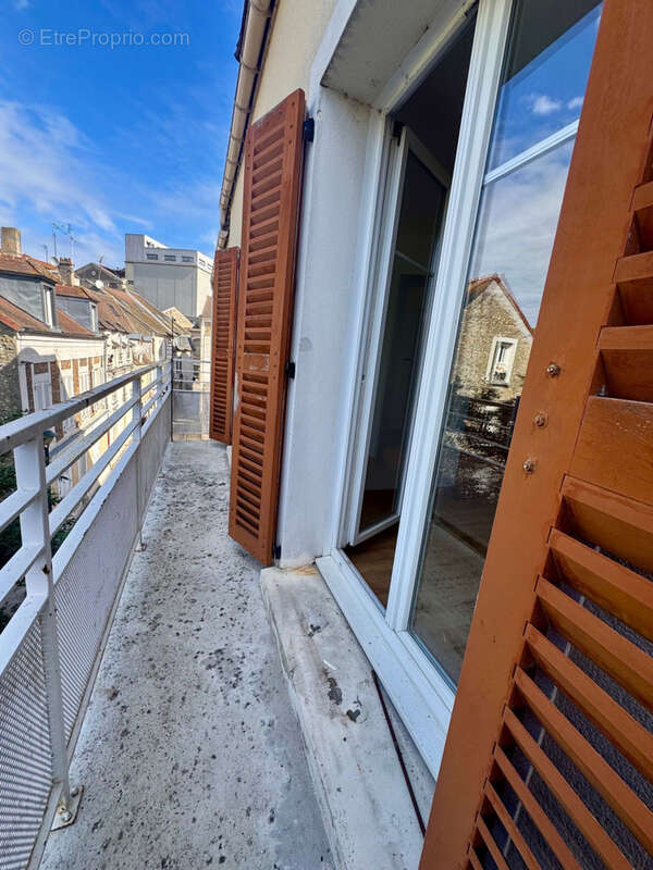 Appartement à CORBEIL-ESSONNES