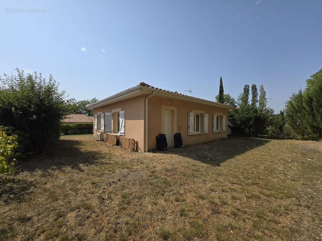 Maison 80 m² à Bellegarde  - photo 7