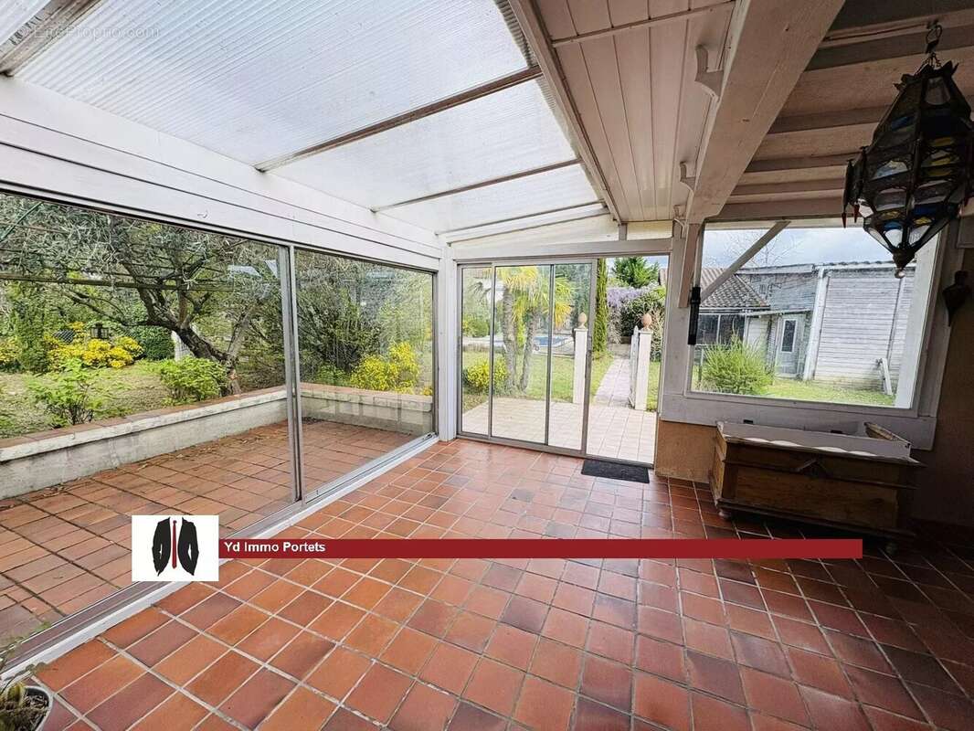 Maison à PORTETS