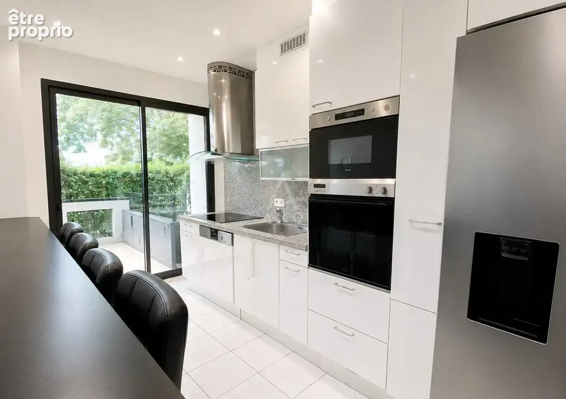 Neuilly sur seine - duplex d'exception avec terrasse et parking (4/5 chambres) - photo 7