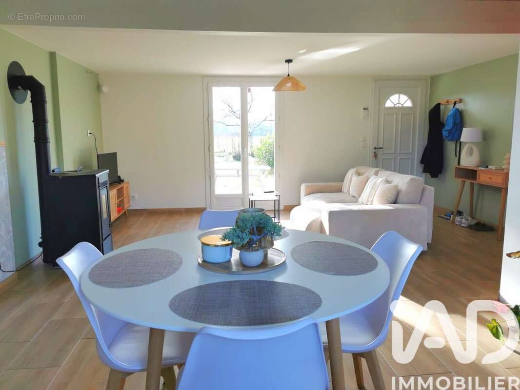 Photo 3 - Maison à SABLONS