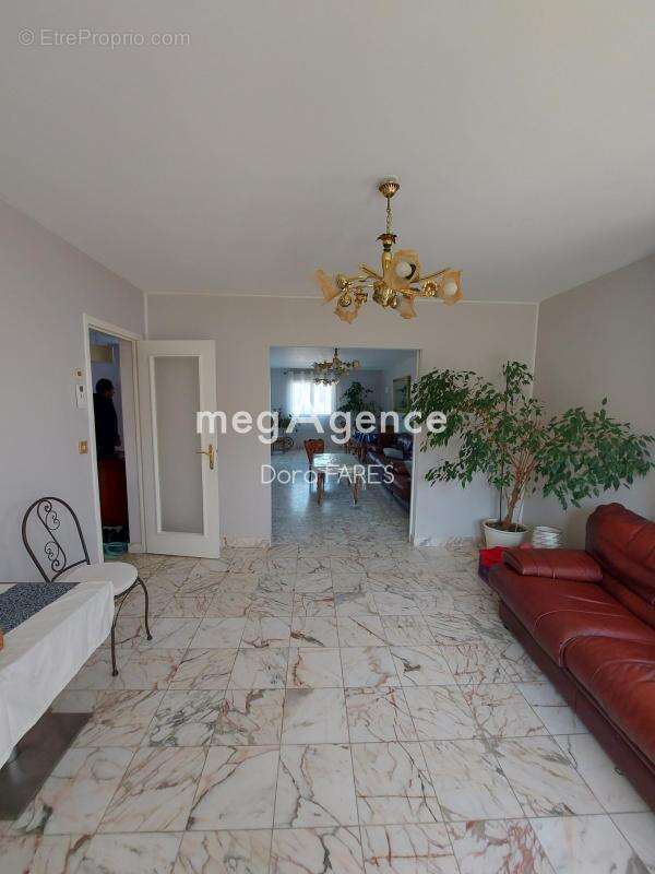 Maison à PLAISIR