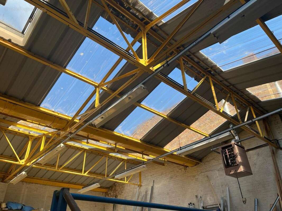 Photo 3 - Commerce à AMIENS