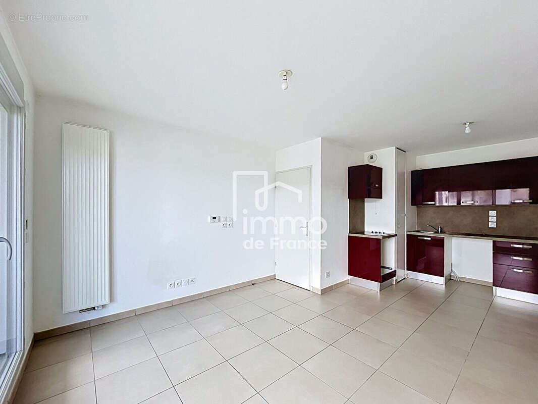 Appartement à VIRY
