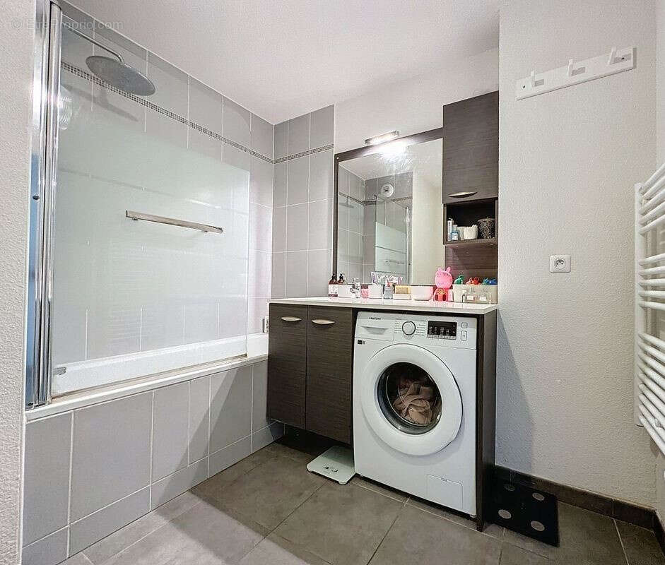 Appartement à MARSEILLE-13E