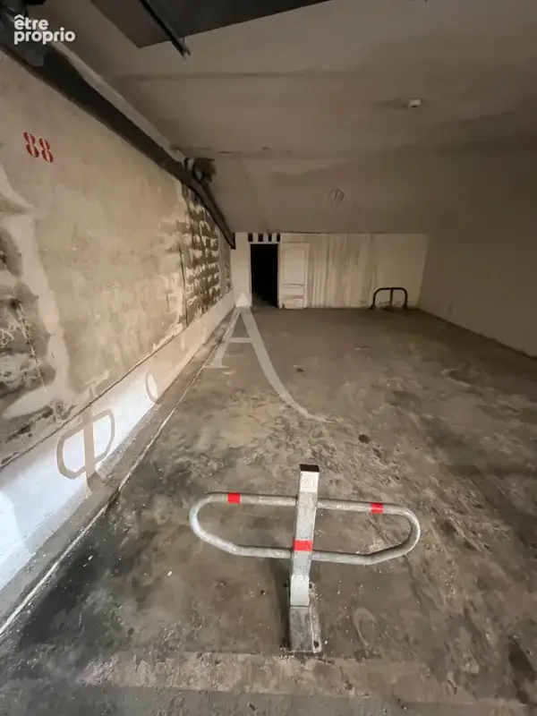 Photo Parking à Cannes au prix de 130 000€
