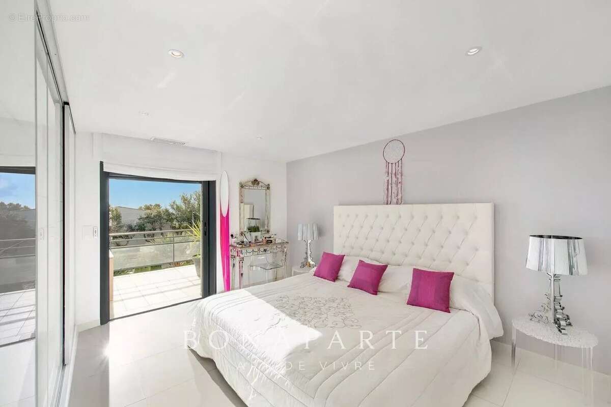 Maison à FREJUS