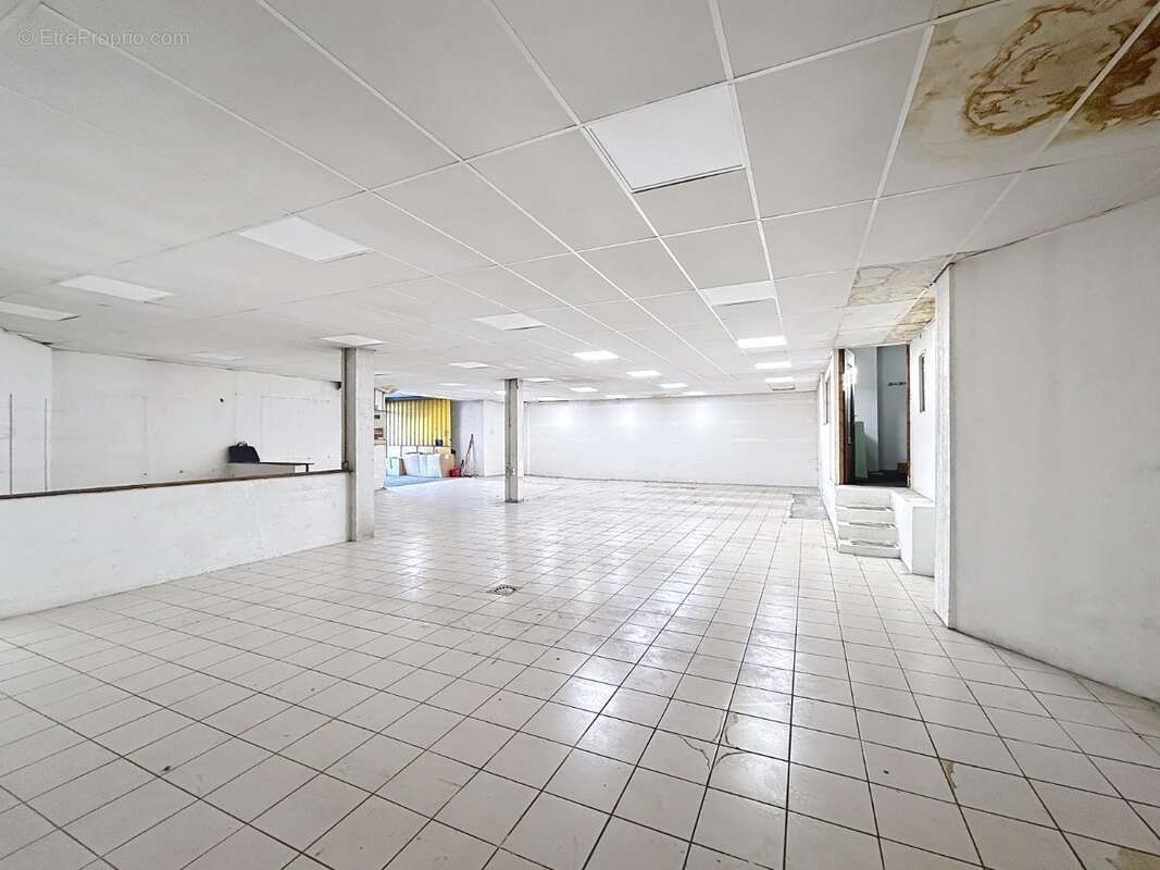 Commerce à MONTELIMAR