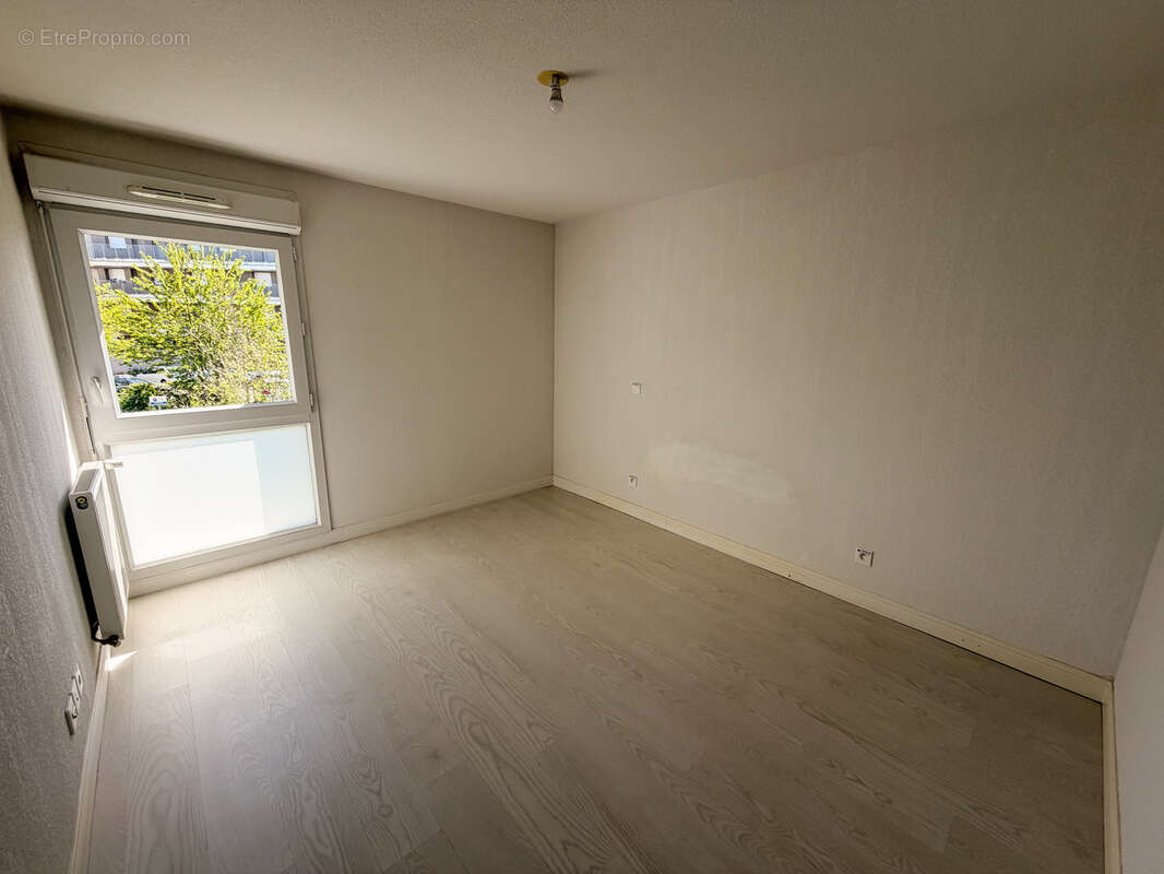 Appartement à VILLENAVE-D'ORNON